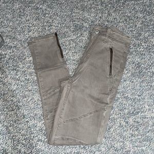 American eagle beige utility style pants